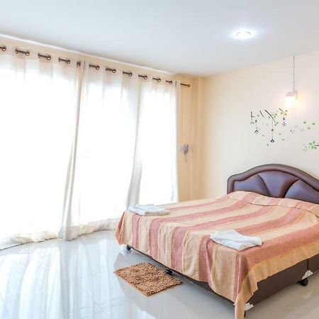 Phet Ngam Hotel Mae Sai Extérieur photo